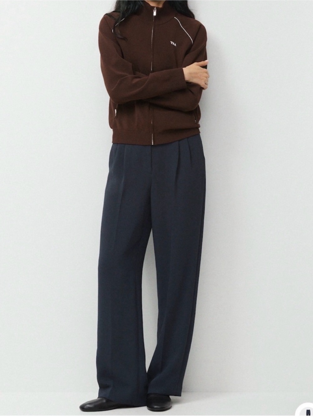 Aritzia The Effortless Pant Crepette Classic High-Waist Black 12 Women’s Wide